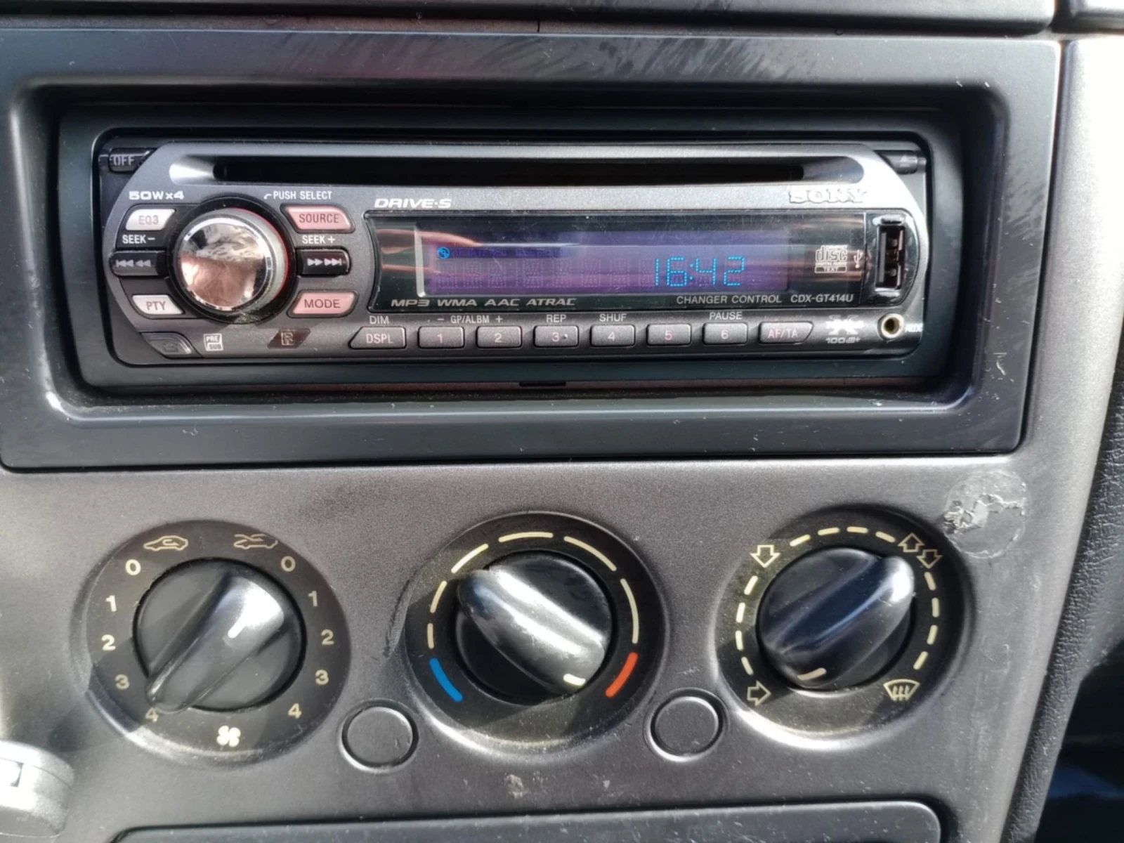 Citroen Xsara 1.6i - изображение 7