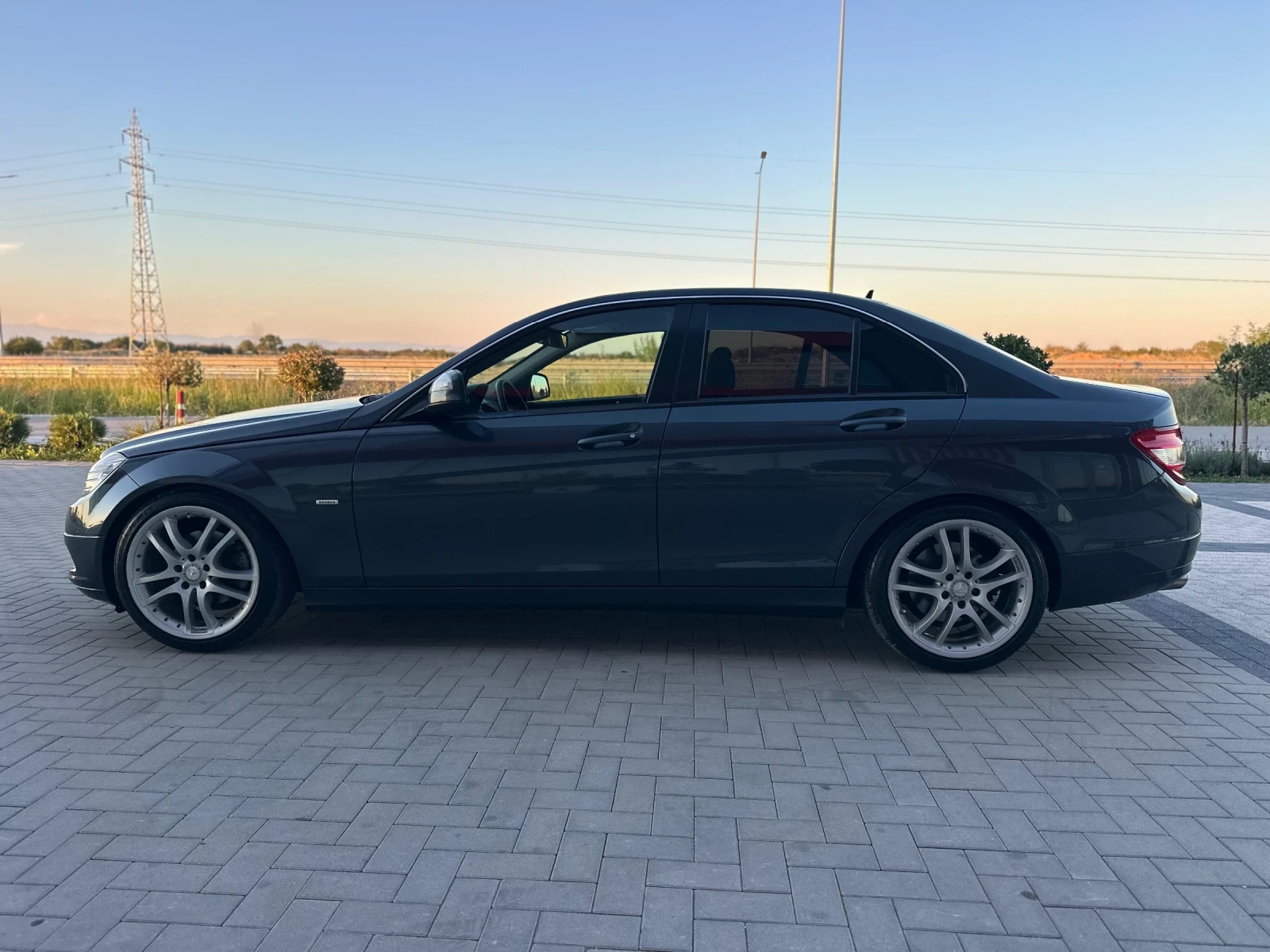 Mercedes-Benz C 220  - изображение 6