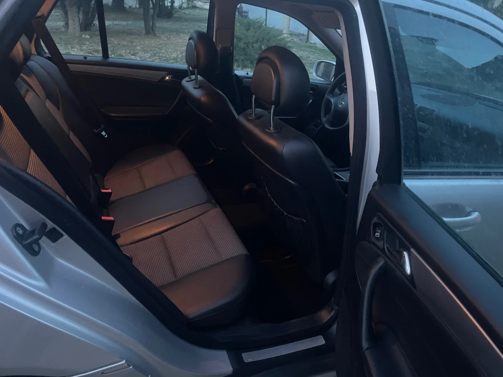 Mercedes-Benz C 220 2.2CDI FACELIFT AVANGARD | Mobile.bg — изображение 12