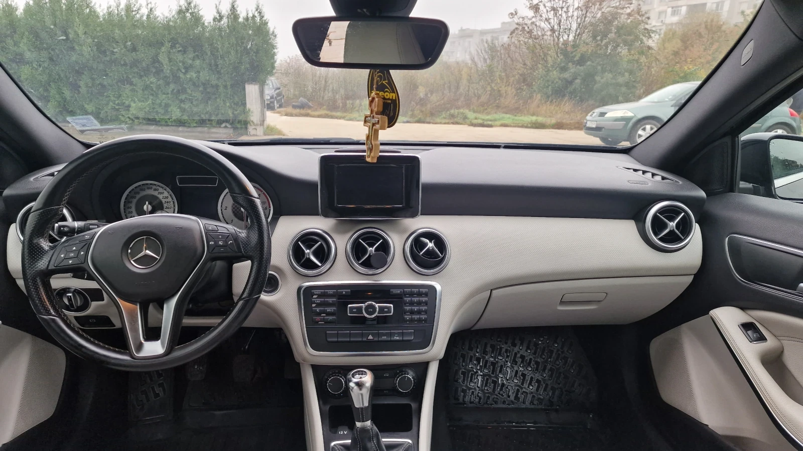 Mercedes-Benz A 180 | Mobile.bg   7