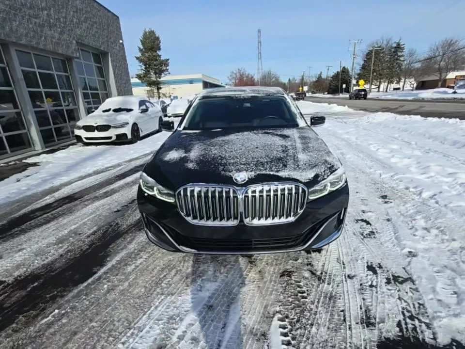 BMW 740  - изображение 2