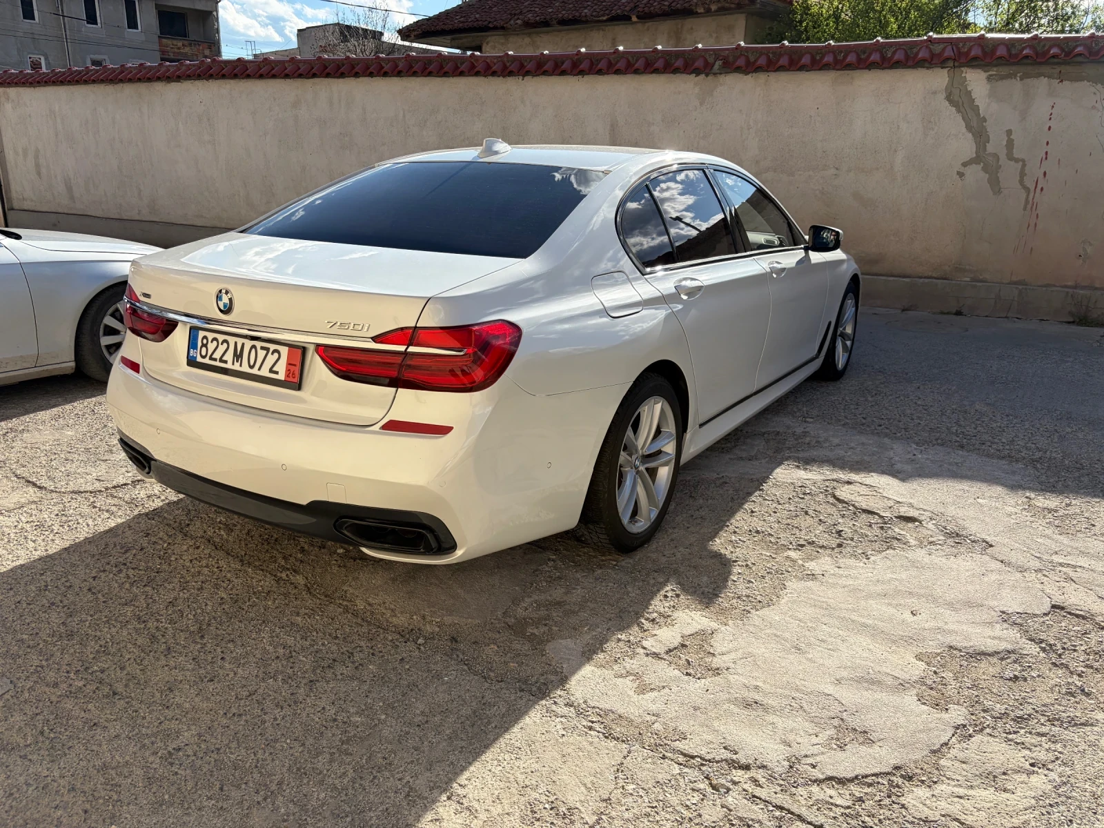 BMW 750 XDRIVE /G11 M Paket, снимка 4 - Автомобили и джипове - 53966196