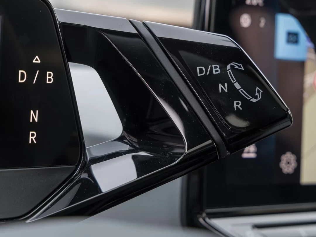 VW ID.3 PRO MAX SPORT/ IQ LIGHT/ MEMORY/ PANORAMA, снимка 7 - Автомобили и джипове - 53966898