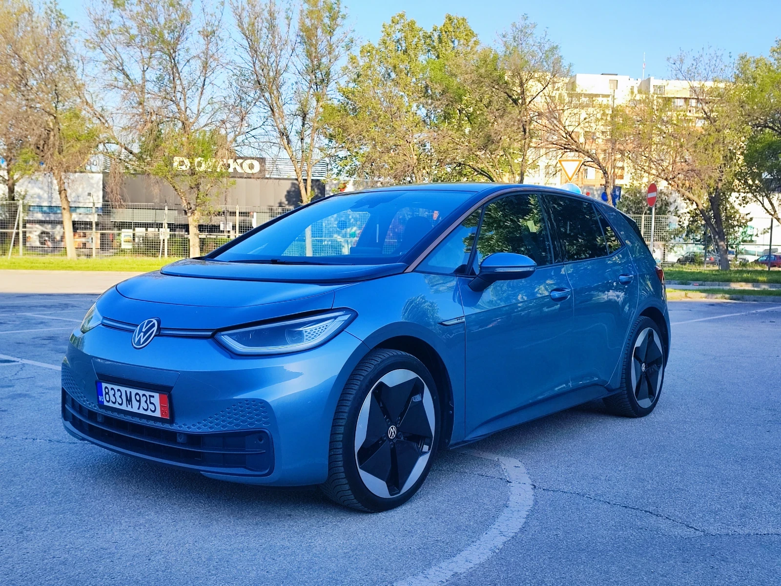 VW ID.3 PRO MAX SPORT/IQ LIGHT/MASSAGE/PANO/HEAD UP/FULL, снимка 6 - Автомобили и джипове - 53966898