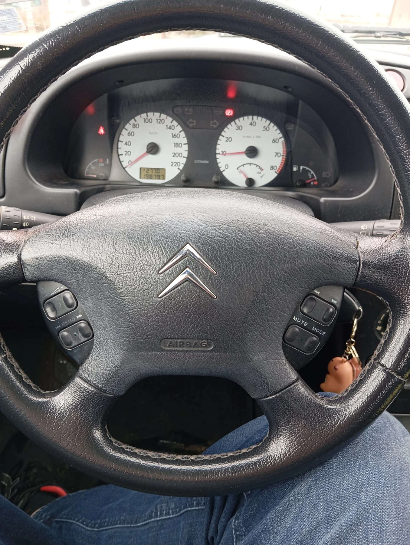 Citroen Xsara, снимка 11 - Автомобили и джипове - 54019222