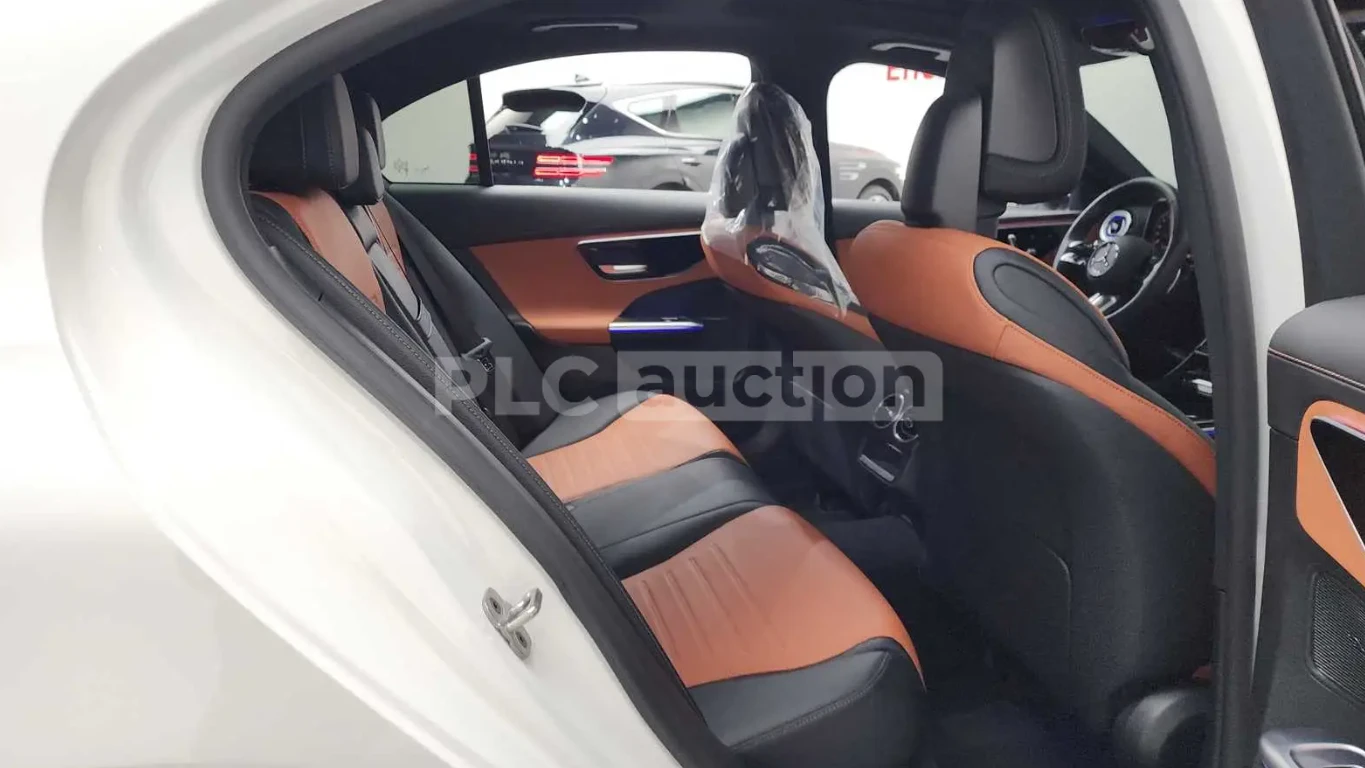 Mercedes-Benz C 200 AMG LINE* ПОДГРЕВИ* ОБДУХВАНЕ, снимка 13 - Автомобили и джипове - 54179142