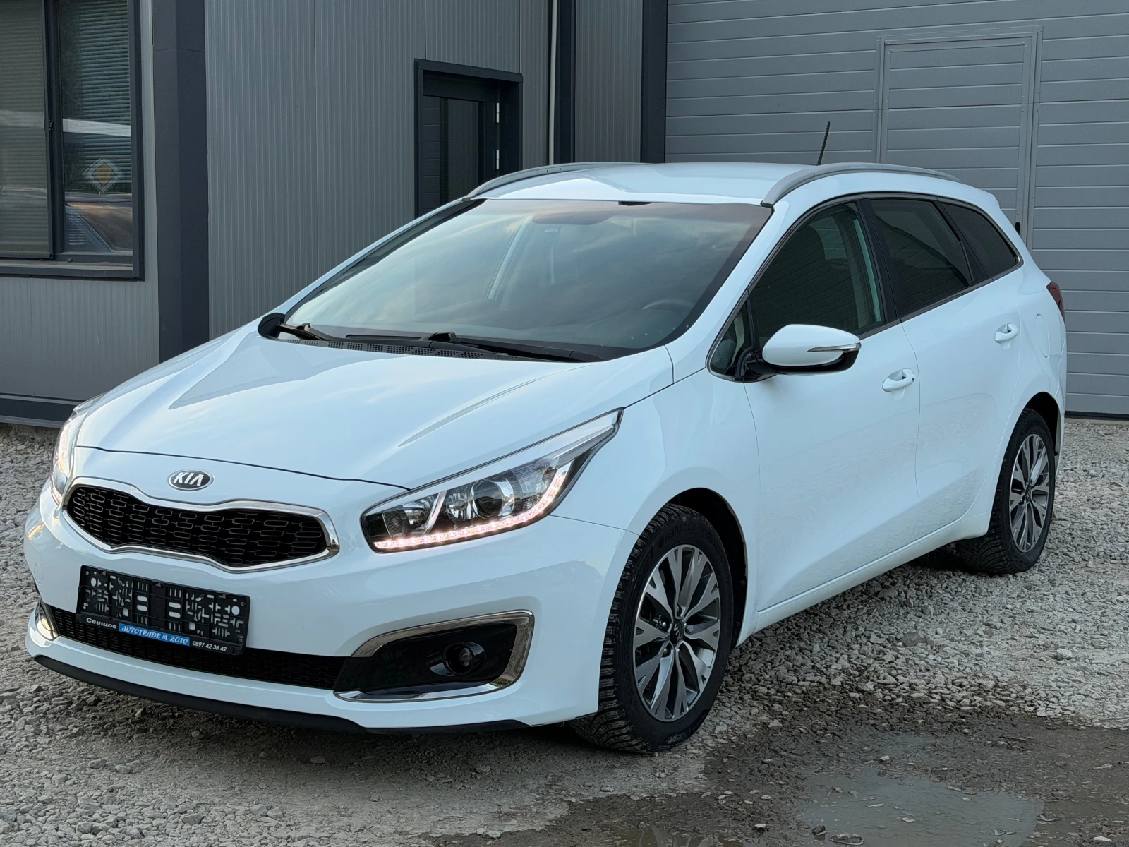 Kia Ceed 1.6CRDI* FACE* FULL* EVRO6 | Mobile.bg � ����������� 1
