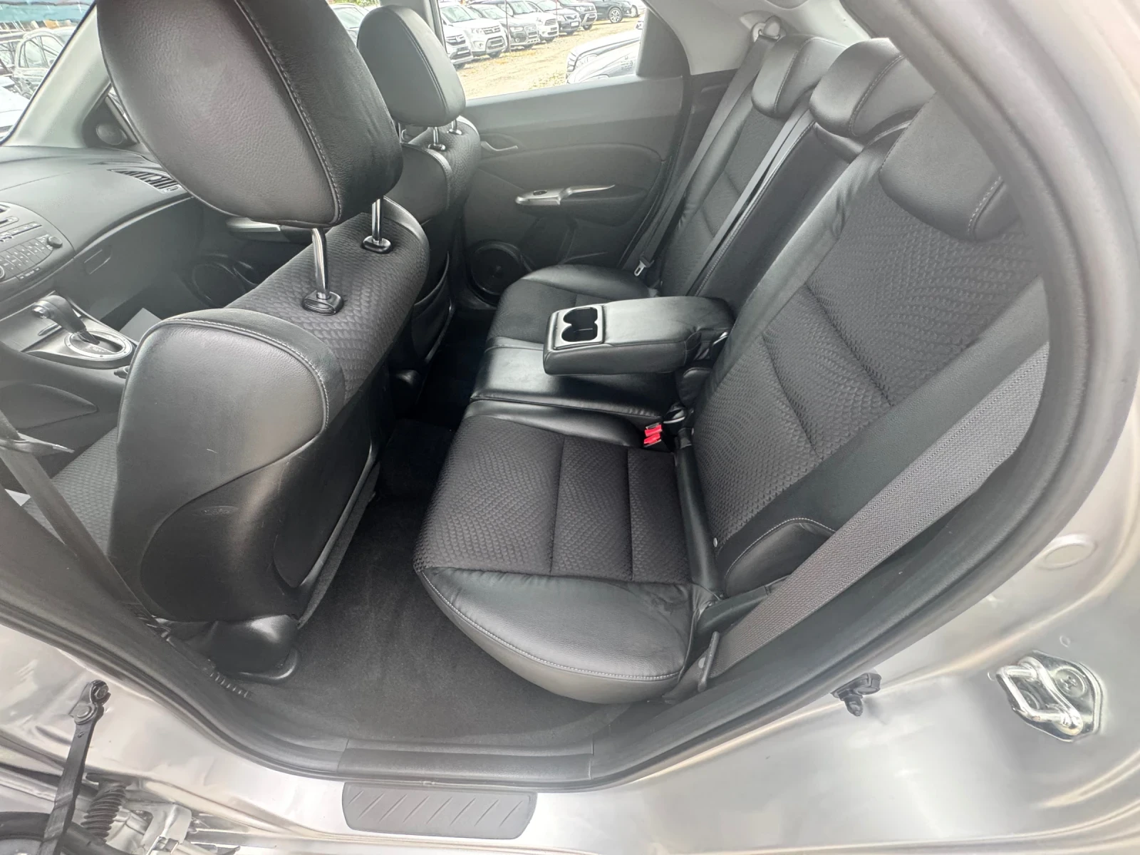 Honda Civic 1.8 Benzin Automat Facelift  | Mobile.bg � ����������� 11