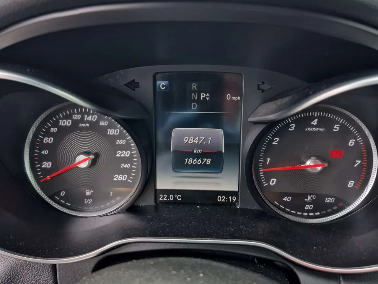 Mercedes-Benz C 300 * АВТОКРЕДИТ БЕЗ ПЪРВОНАЧАЛНА ВНОСКА* , снимка 9 - Автомобили и джипове - 54779784