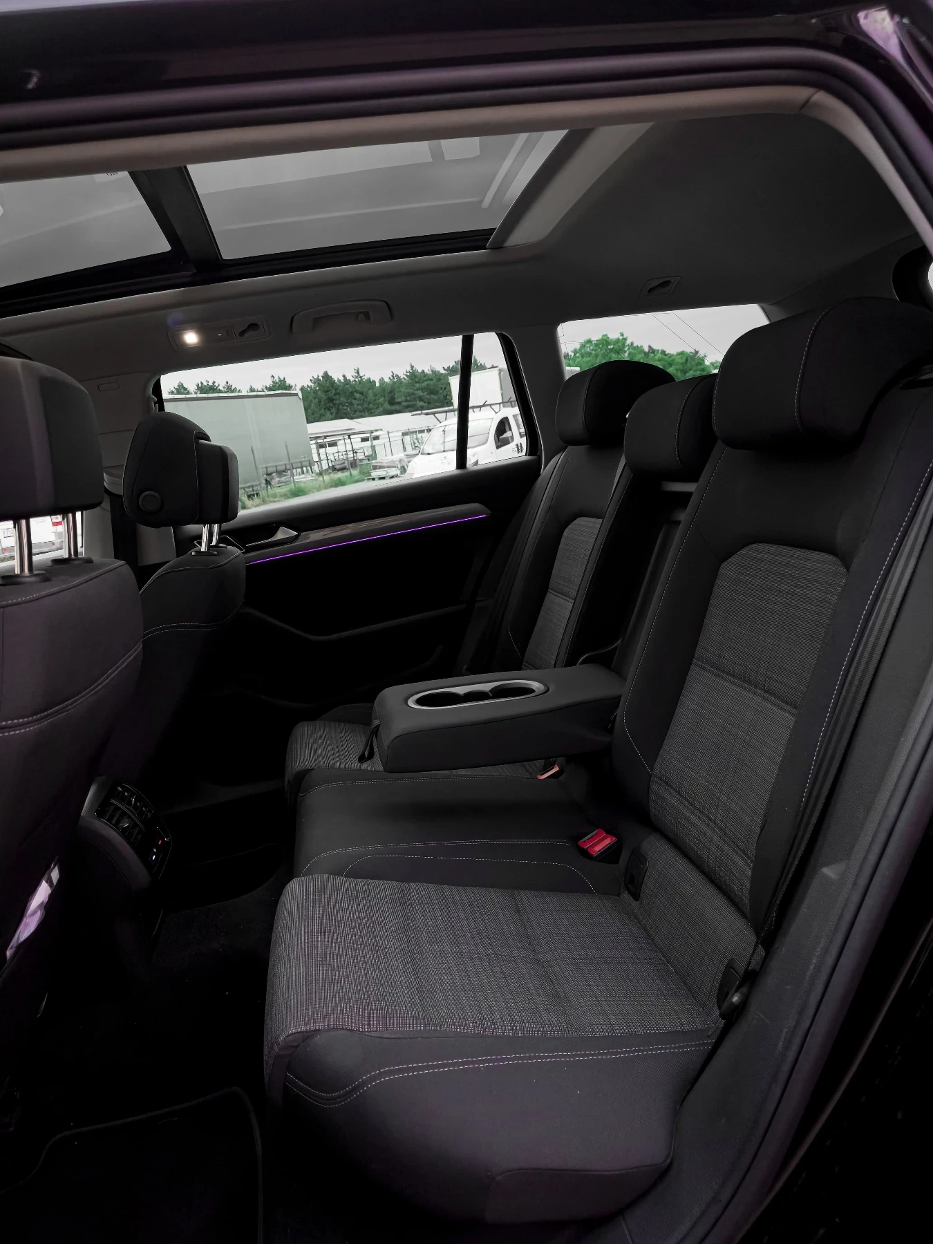 VW Passat R-line, снимка 9 - Автомобили и джипове - 55070957