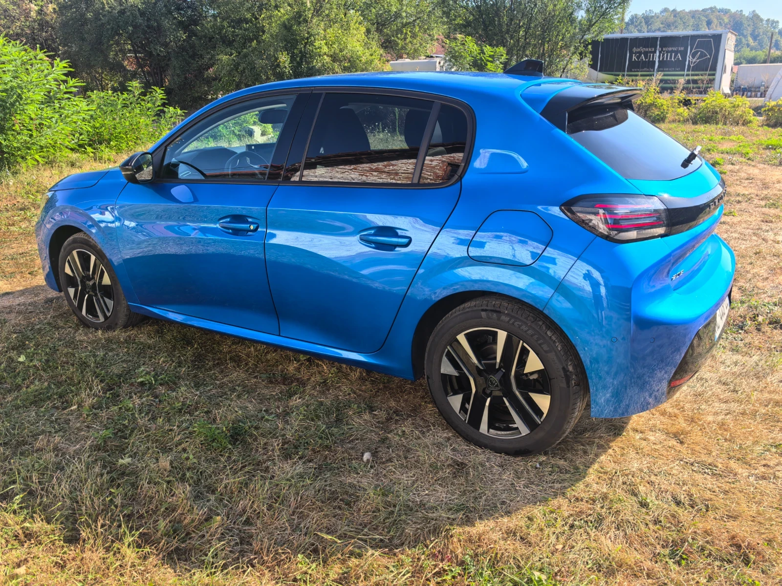 Peugeot 208 НОВА 10230км.ALLURE, снимка 4 - Автомобили и джипове - 56014628