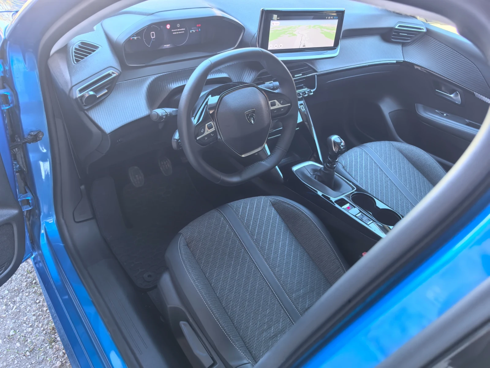 Peugeot 208 НОВА 10230км.ALLURE, снимка 9 - Автомобили и джипове - 56014628