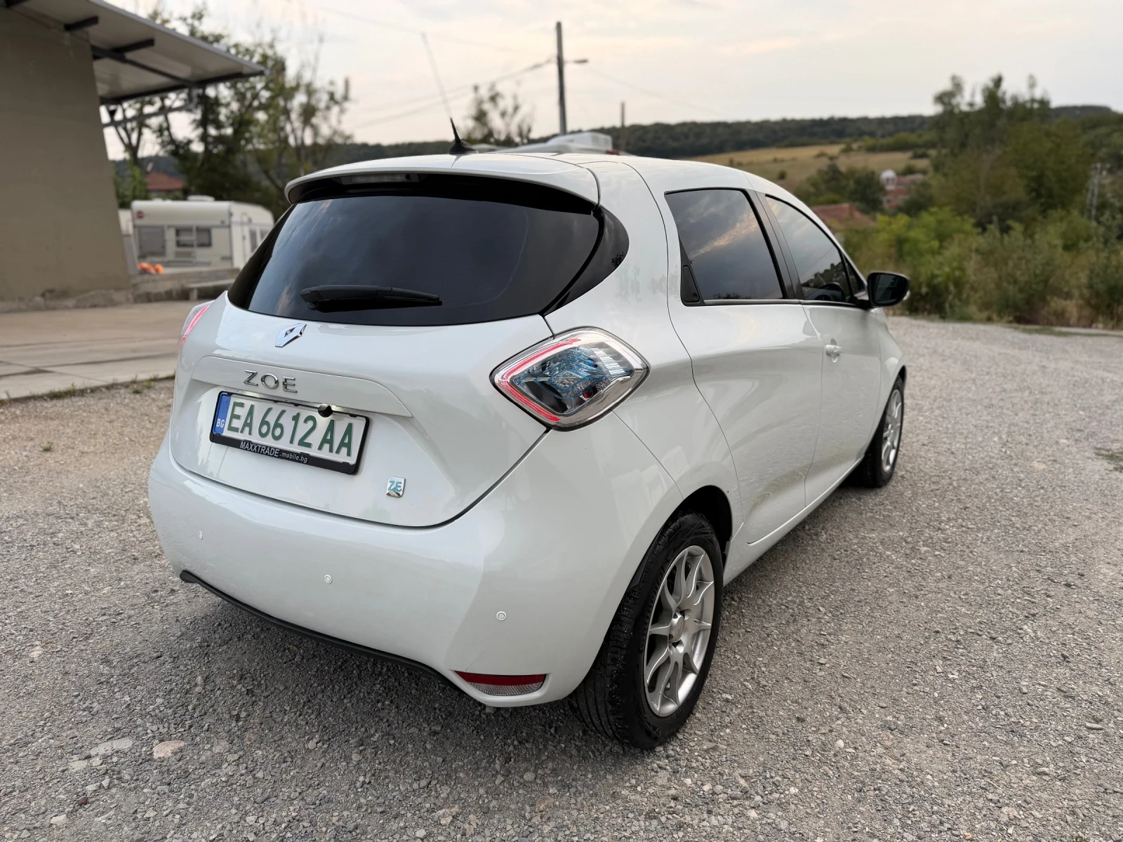 Renault Zoe Zero emissions , снимка 4 - Автомобили и джипове - 56047269