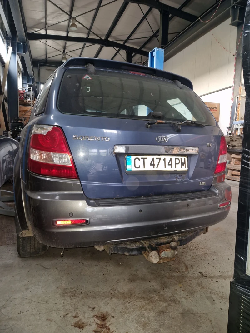 Kia Sorento, снимка 4 - Автомобили и джипове - 47714169