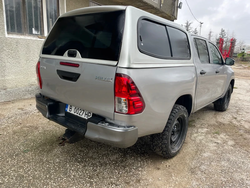 Toyota Hilux, снимка 3 - Автомобили и джипове - 48166635