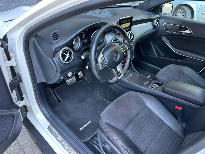 Mercedes-Benz GLA 220 AMG / 4-matic / panorama, снимка 9 - Автомобили и джипове - 51266091