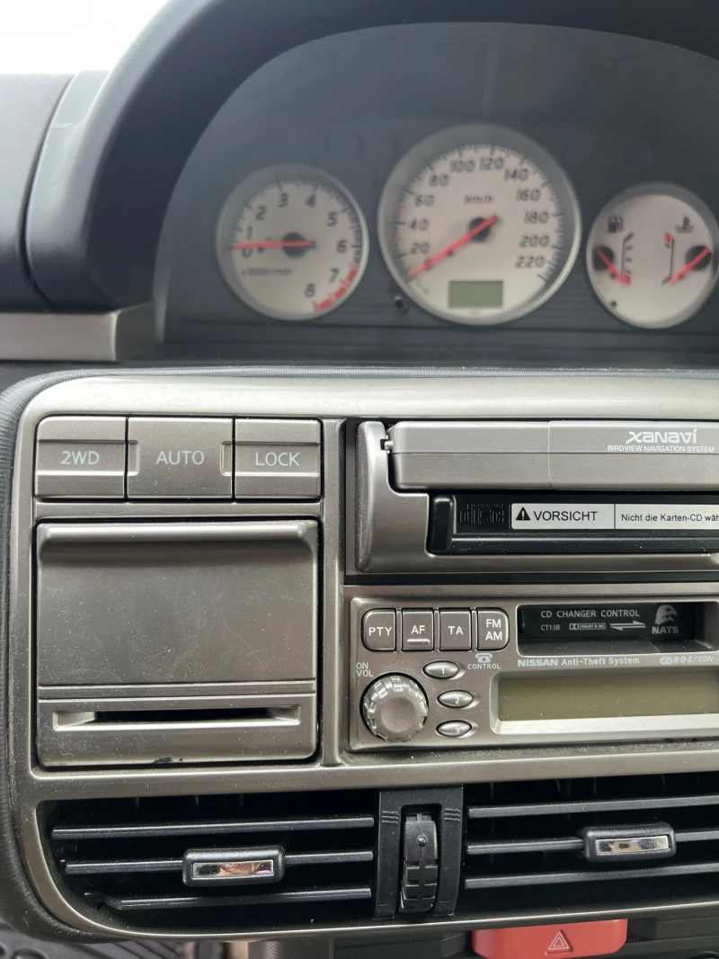 Nissan X-trail, снимка 12 - Автомобили и джипове - 53221071