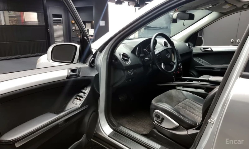 Mercedes-Benz ML 350, снимка 10 - Автомобили и джипове - 53226468
