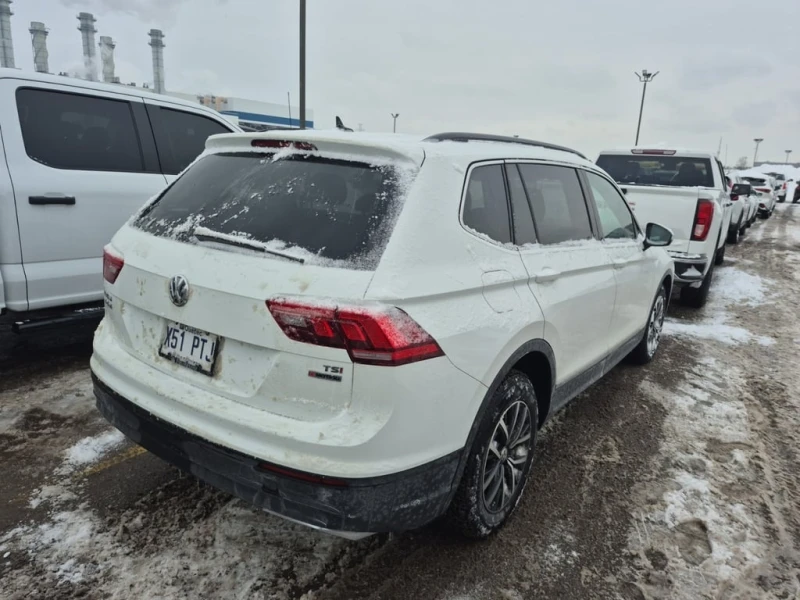 VW Tiguan * Comfortline * CARFAX * ЦЕНА ДО БГ, снимка 3 - Автомобили и джипове - 53249265