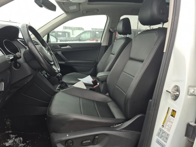 VW Tiguan * Comfortline * CARFAX * ЦЕНА ДО БГ, снимка 4 - Автомобили и джипове - 53249265