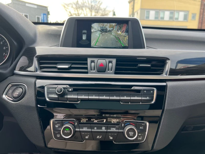 BMW X1 xDrive28i * CARFAX * АвтоКредит* (ЦЕНА ДО БГ), снимка 8 - Автомобили и джипове - 53262836