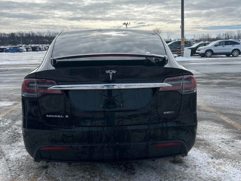 Tesla Model X * AWD * CARFAX * БЕЗ ПЪРВОНАЧАЛНА ВНОСКА, снимка 4 - Автомобили и джипове - 53305414