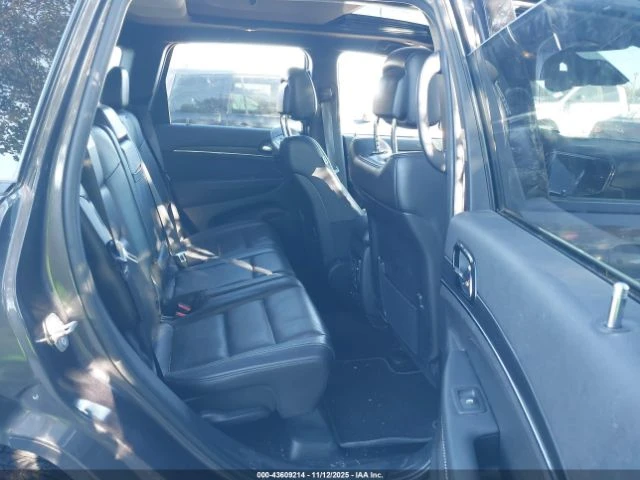 Jeep Grand cherokee 80TH ANNIVERSARY 4X4 3, 6 Дистроник Панорама Обдух, снимка 13 - Автомобили и джипове - 54323182