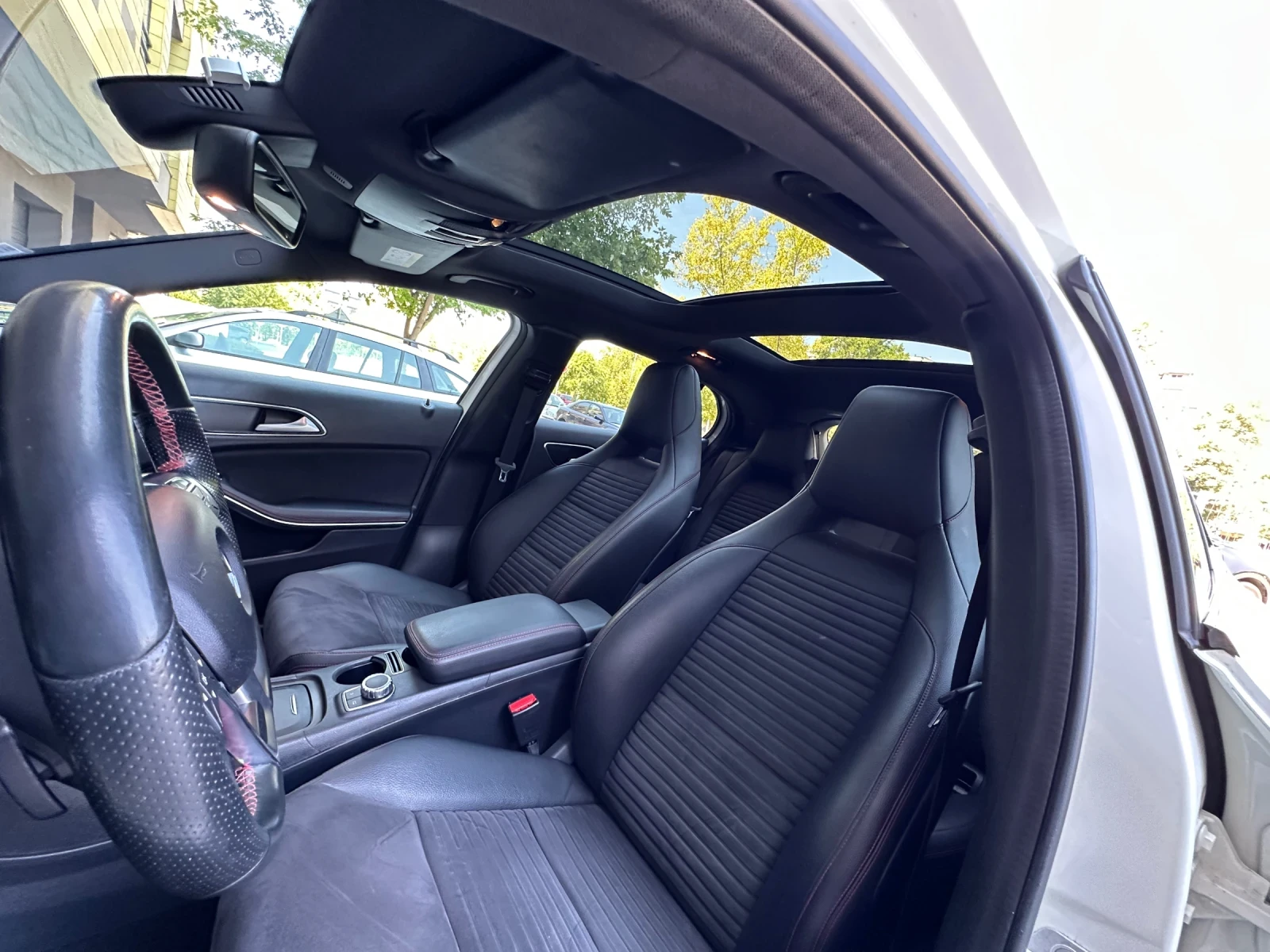 Mercedes-Benz GLA 220 AMG / 4-matic / panorama - изображение 10