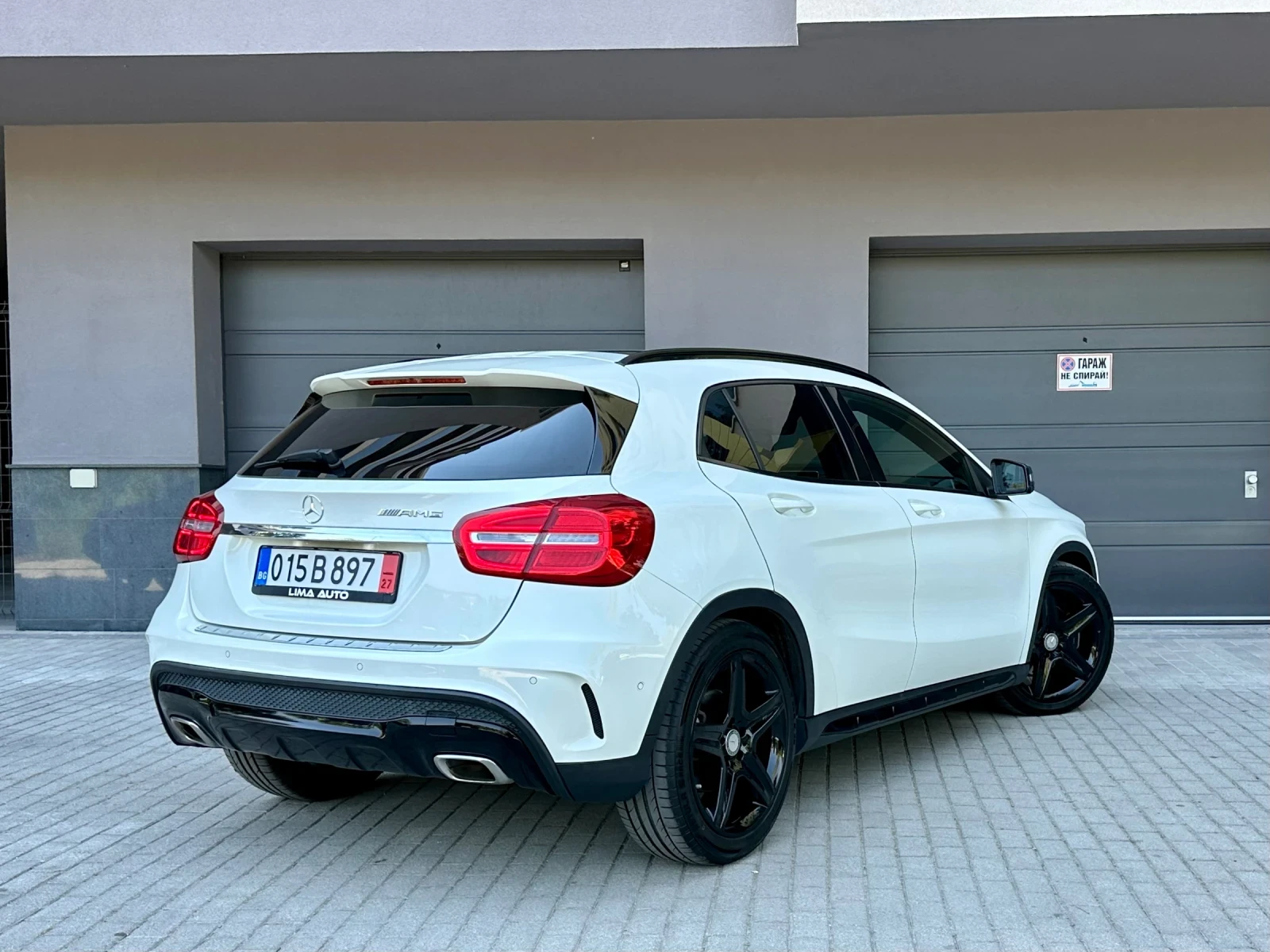 Mercedes-Benz GLA 220 AMG / 4-matic / panorama - изображение 4