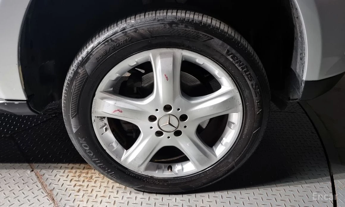 Mercedes-Benz ML 350  - изображение 5