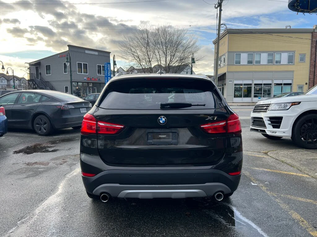 BMW X1 xDrive28i * CARFAX * АвтоКредит* (ЦЕНА ДО БГ) - изображение 4