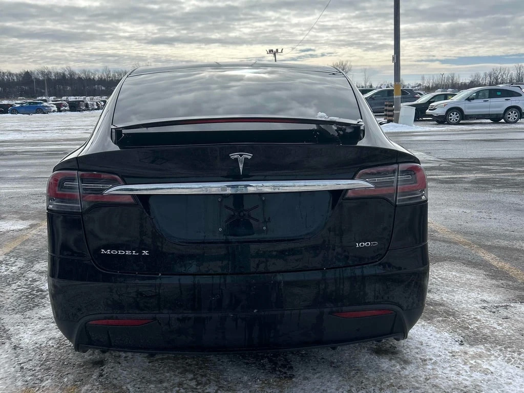 Tesla Model X * AWD * CARFAX * БЕЗ ПЪРВОНАЧАЛНА ВНОСКА - изображение 4