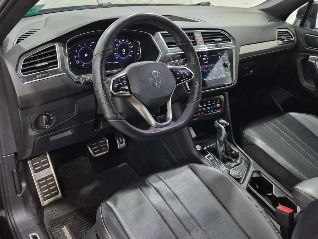 VW Tiguan * COMFORTLINE R LINE BLACK EDITION *  | Mobile.bg � ����������� 12