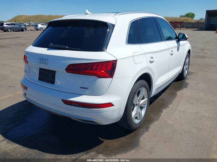 Audi Q5 2.0l 45 Premium, снимка 4 - Автомобили и джипове - 54389443