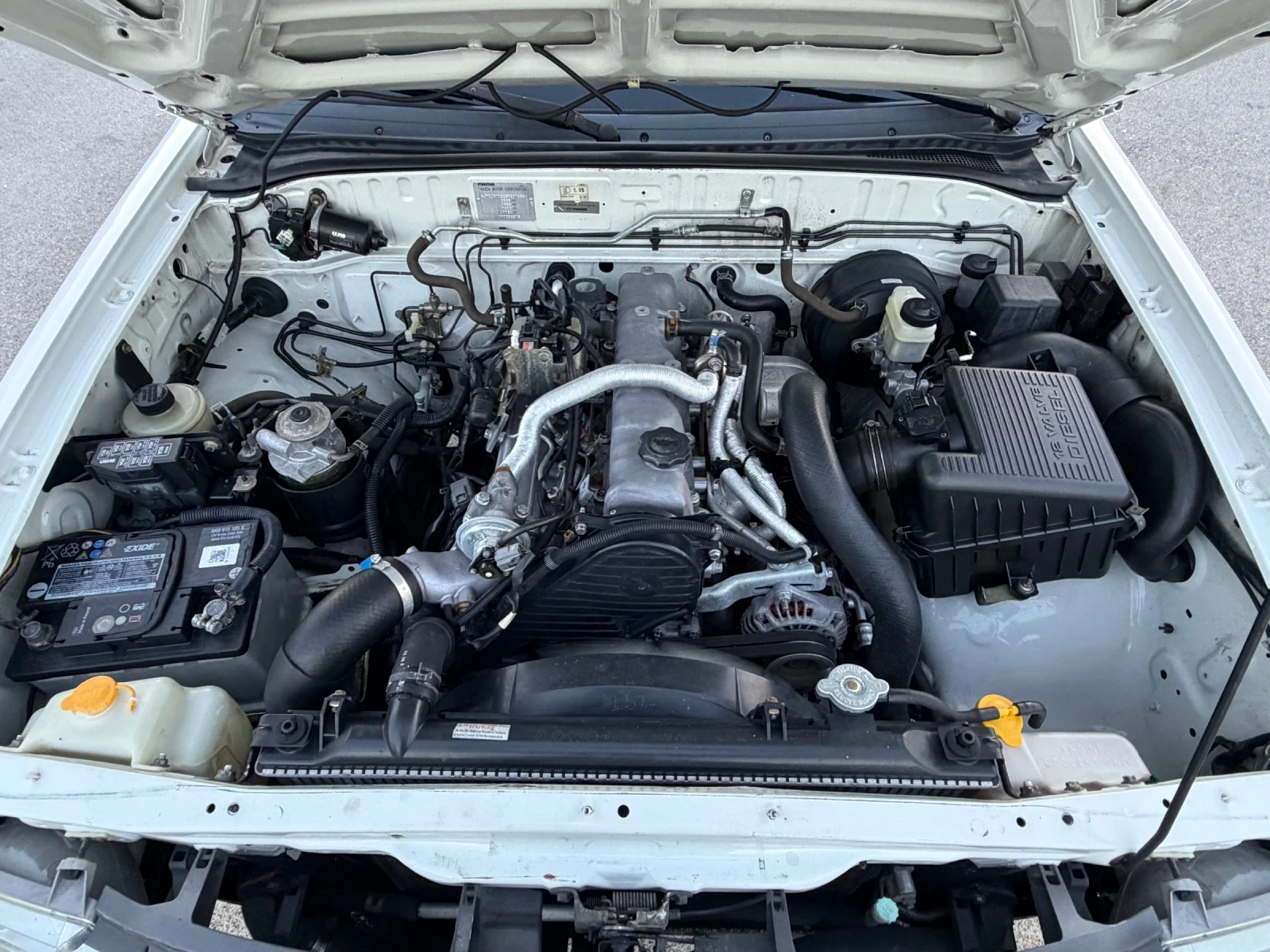 Mazda B2500 2.5TDI ИТАЛИЯ, снимка 16 - Автомобили и джипове - 55304177