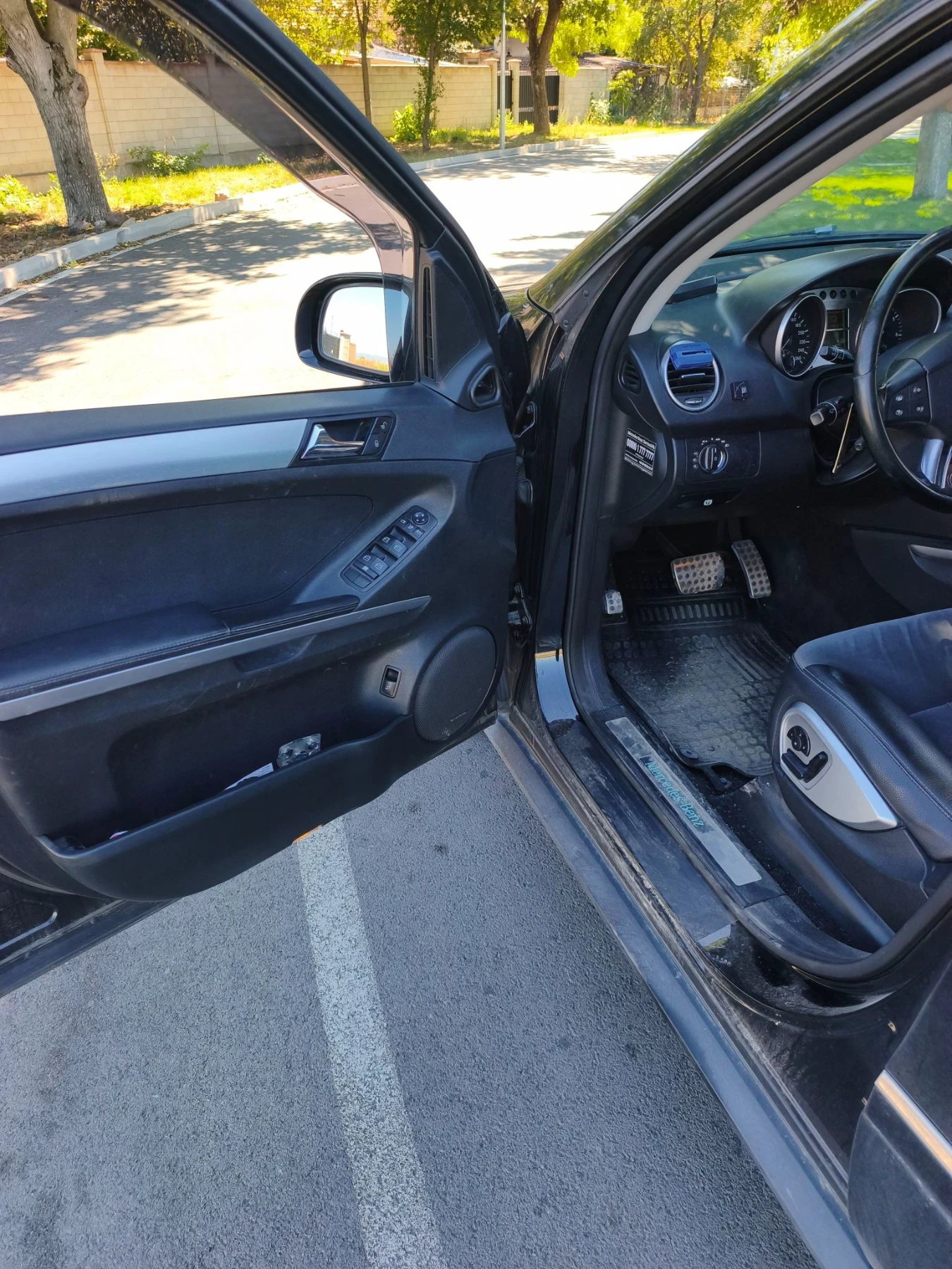 Mercedes-Benz ML 500 388к.с., снимка 14 - Автомобили и джипове - 55978227