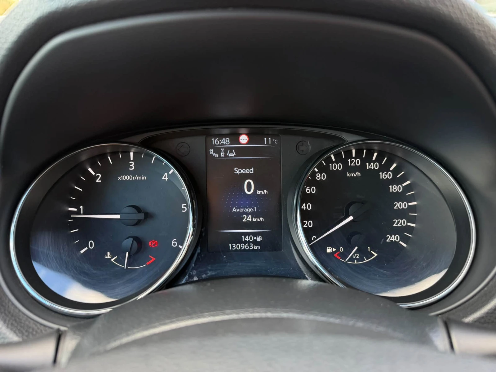 Nissan Qashqai 1.6DCI/PREMIER/LIMITED EDITION/FULL, снимка 16 - Автомобили и джипове - 56211666