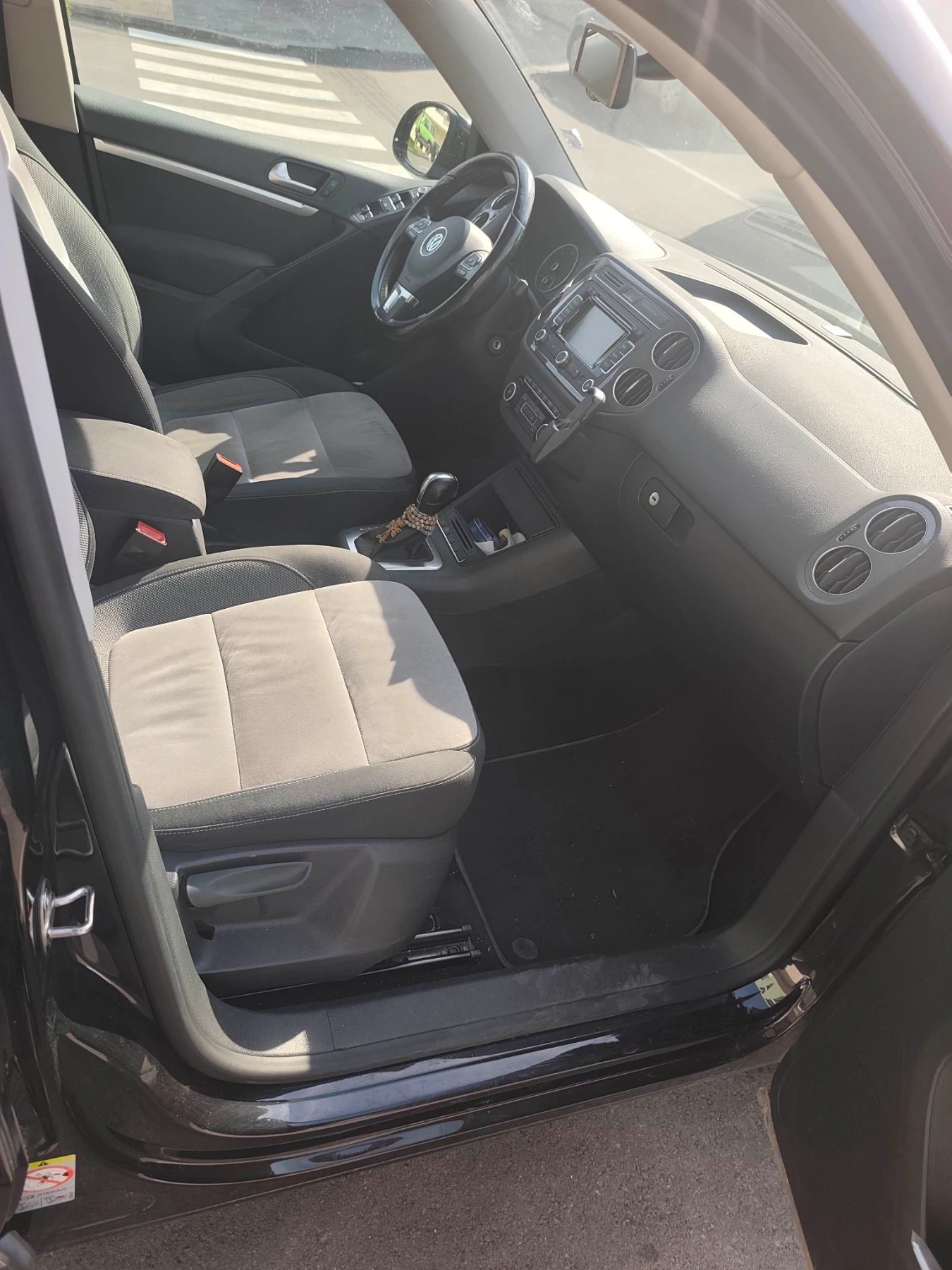 VW Tiguan, снимка 6 - Автомобили и джипове - 56413965