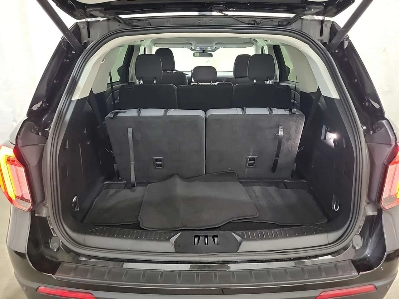 Ford Explorer Active w/100A Pkg 4WD, снимка 9 - Автомобили и джипове - 56537287