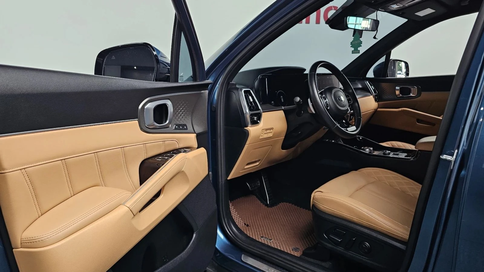 Kia Sorento, снимка 9 - Автомобили и джипове - 56688622