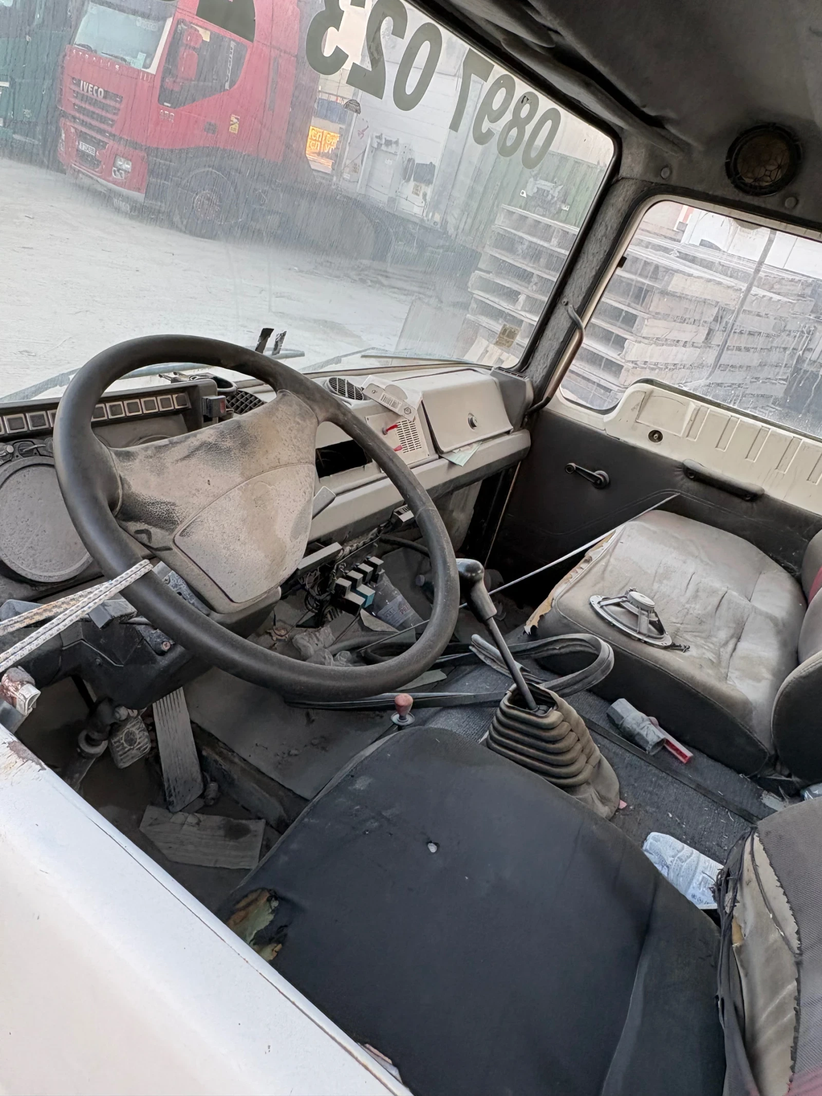 Nissan 125  На части, снимка 4 - Камиони - 56021652