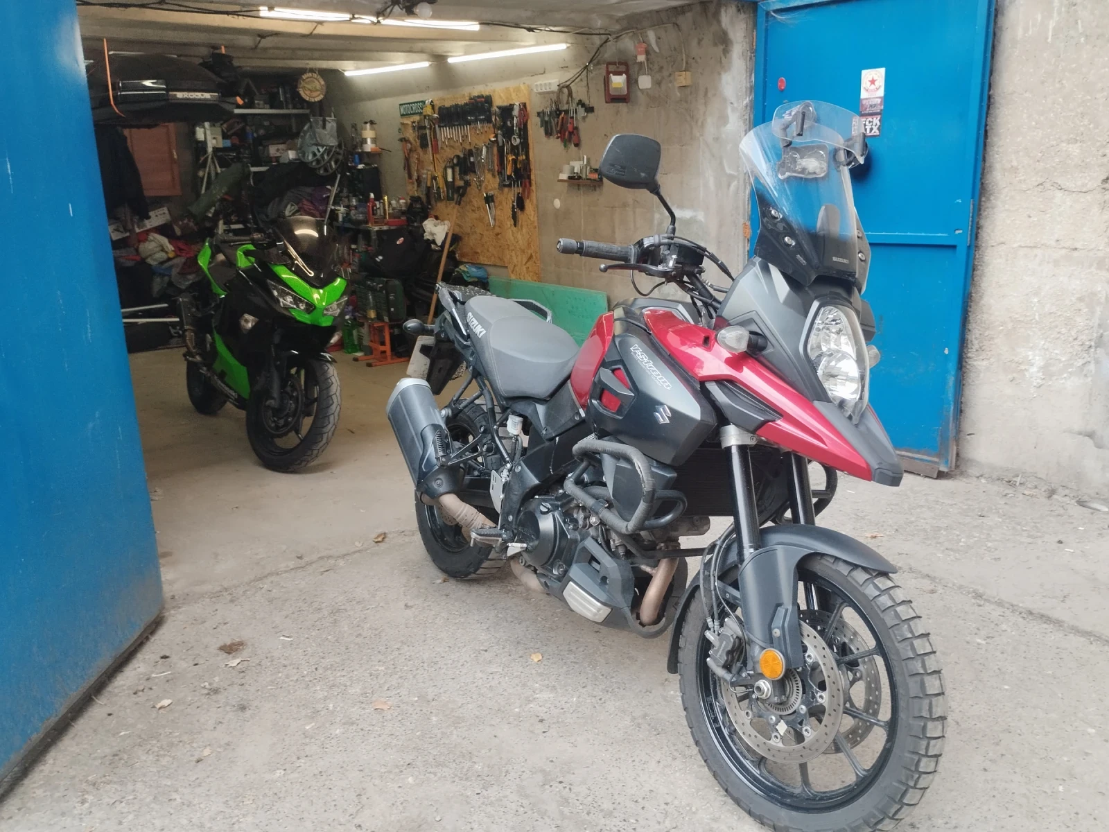 Suzuki V-strom DL 1000