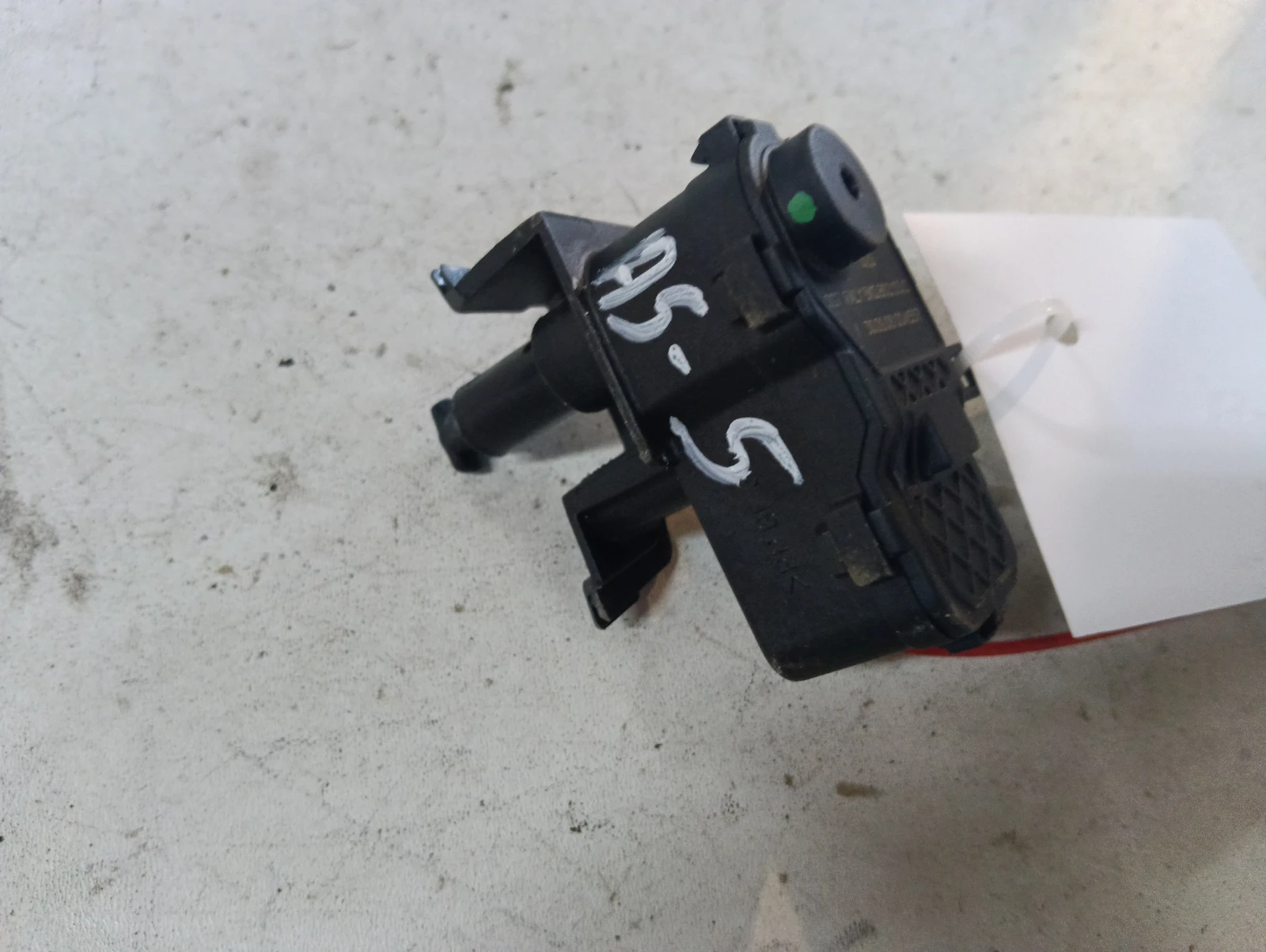 заключващ механизъм резервоар 8K0862153C Audi A5