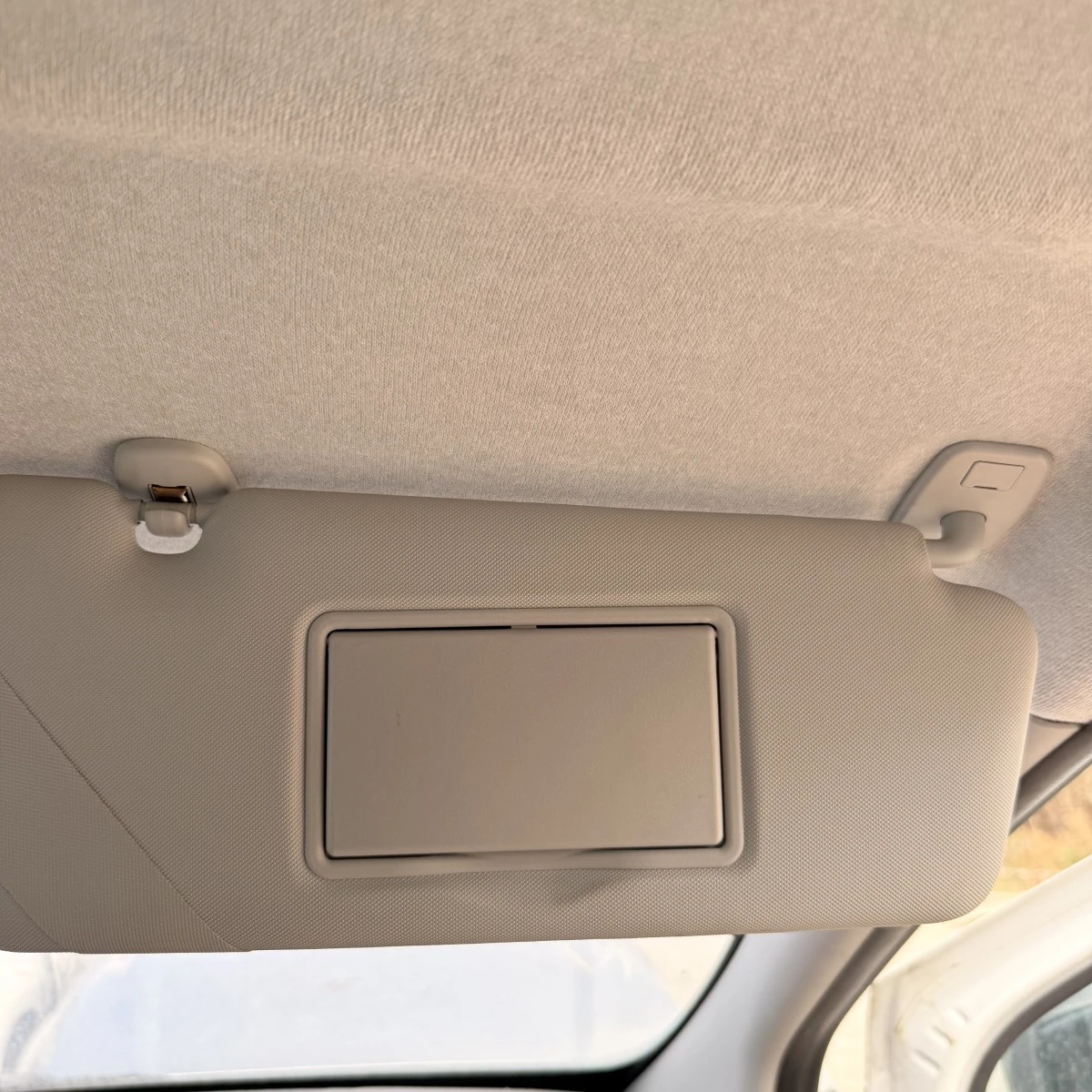 Слънцезащитна козирка дясна Audi a3 8p Facelift 19 BLS Ръчна 8P0857552K