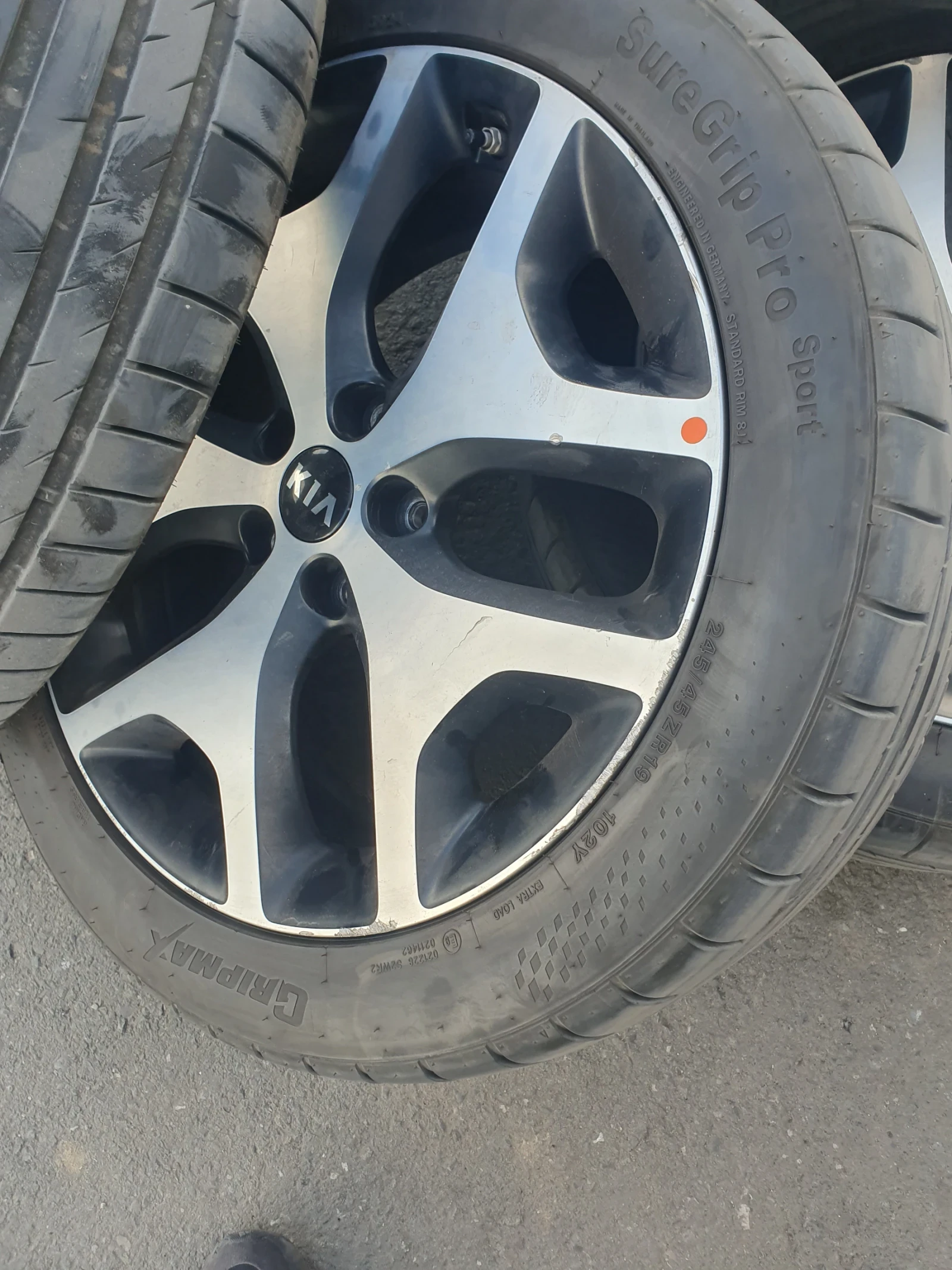    245/45R19  Kia Sportage | Mobile.bg   4