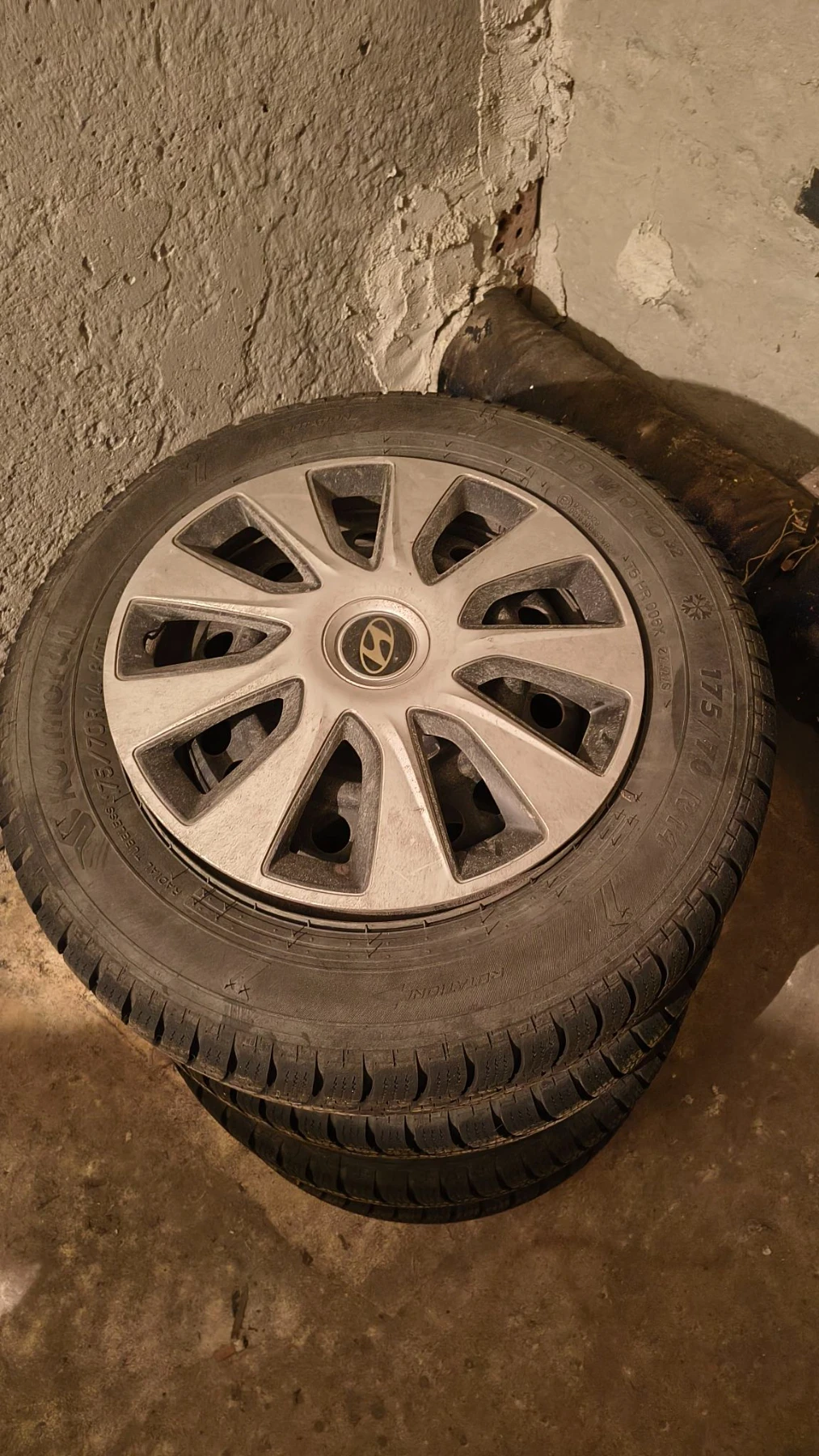 ���� � ������ 175/70R14 | Mobile.bg � ����������� 4