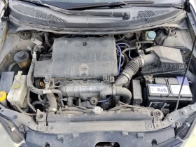 Nissan Primera 2.2DI 126кс Верига, снимка 16