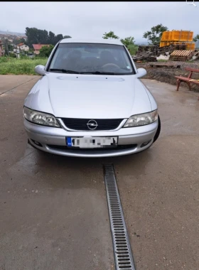 Обява за продажба на Opel Vectra 2000 ~2 500 лв. - изображение 1