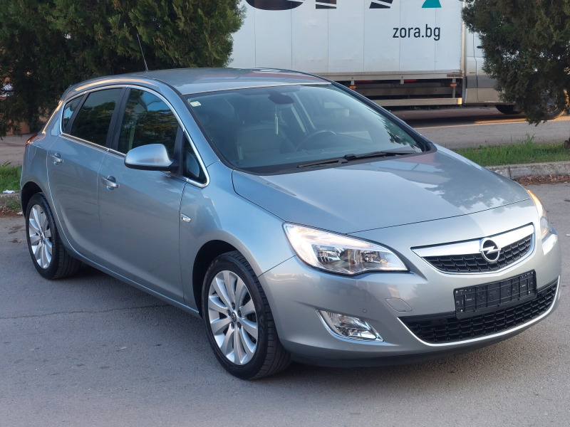 Opel Astra 1.3CDTi 95hp * EURO 5 * COSMO * КЛИМАТРОНИК  * , снимка 5 - Автомобили и джипове - 44686272