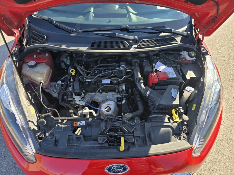 Ford Fiesta 1.0i, снимка 11 - Автомобили и джипове - 47644343